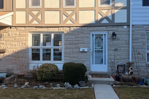Additional image 2 of 83-5475 Lakeshore Road, Burlington, ON, L7L 1E1