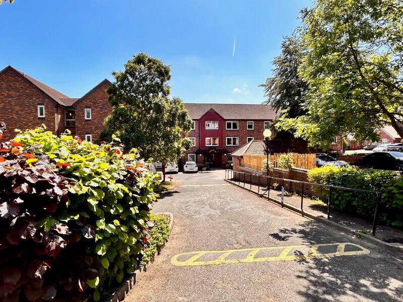 Midland Drive, Sutton Coldfield, B72 1TU