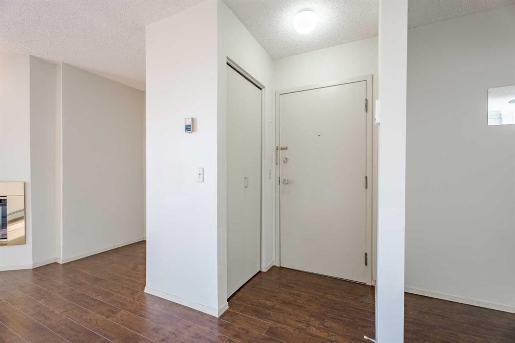 Additional image 3 of 34-1234 Edenwold Heights NW, Calgary, AB, T3A 3T5