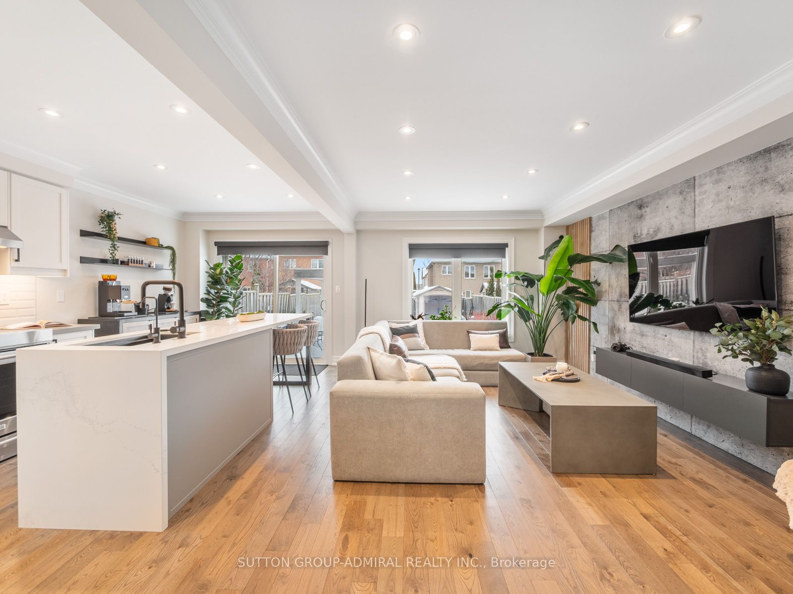14 Booth Street, Bradford West Gwillimbury, ON, L3Z 0A3