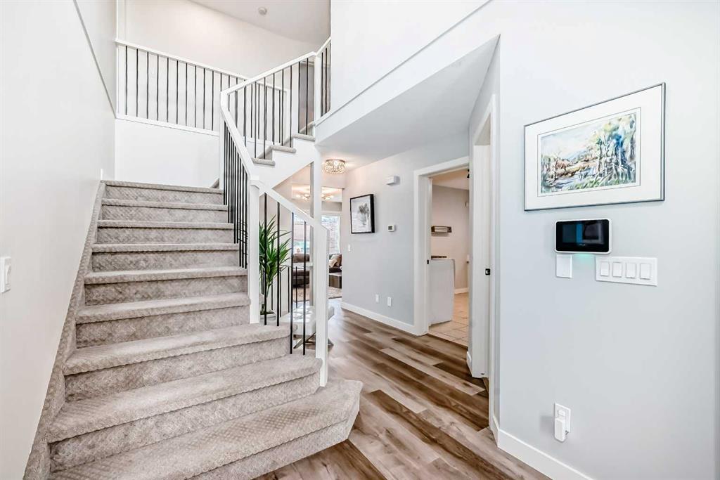 Additional image 5 of 47 Canterbury Court SW, Calgary, AB, T2W 6C2