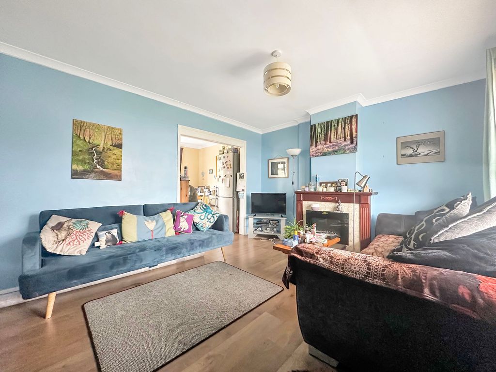 Additional image 2 of 3 bed semi-detached house for saleHeol Celyn, Hengoed CF82
