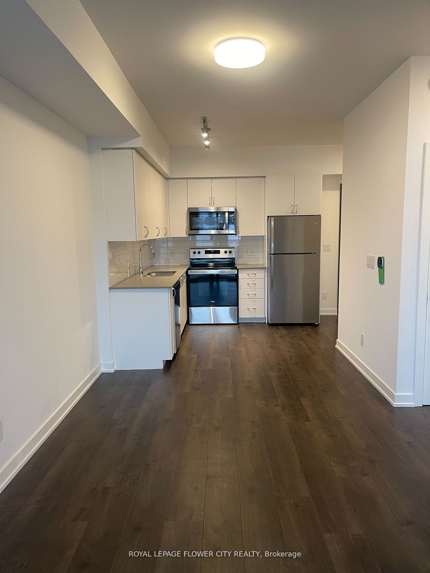 Additional image 3 of 211-56 Lakeside Terrace, Barrie, ON, L4M 0L4