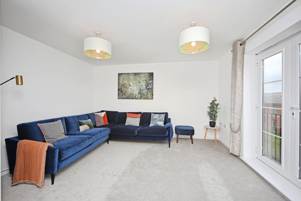 Design Close, Bromsgrove, B60