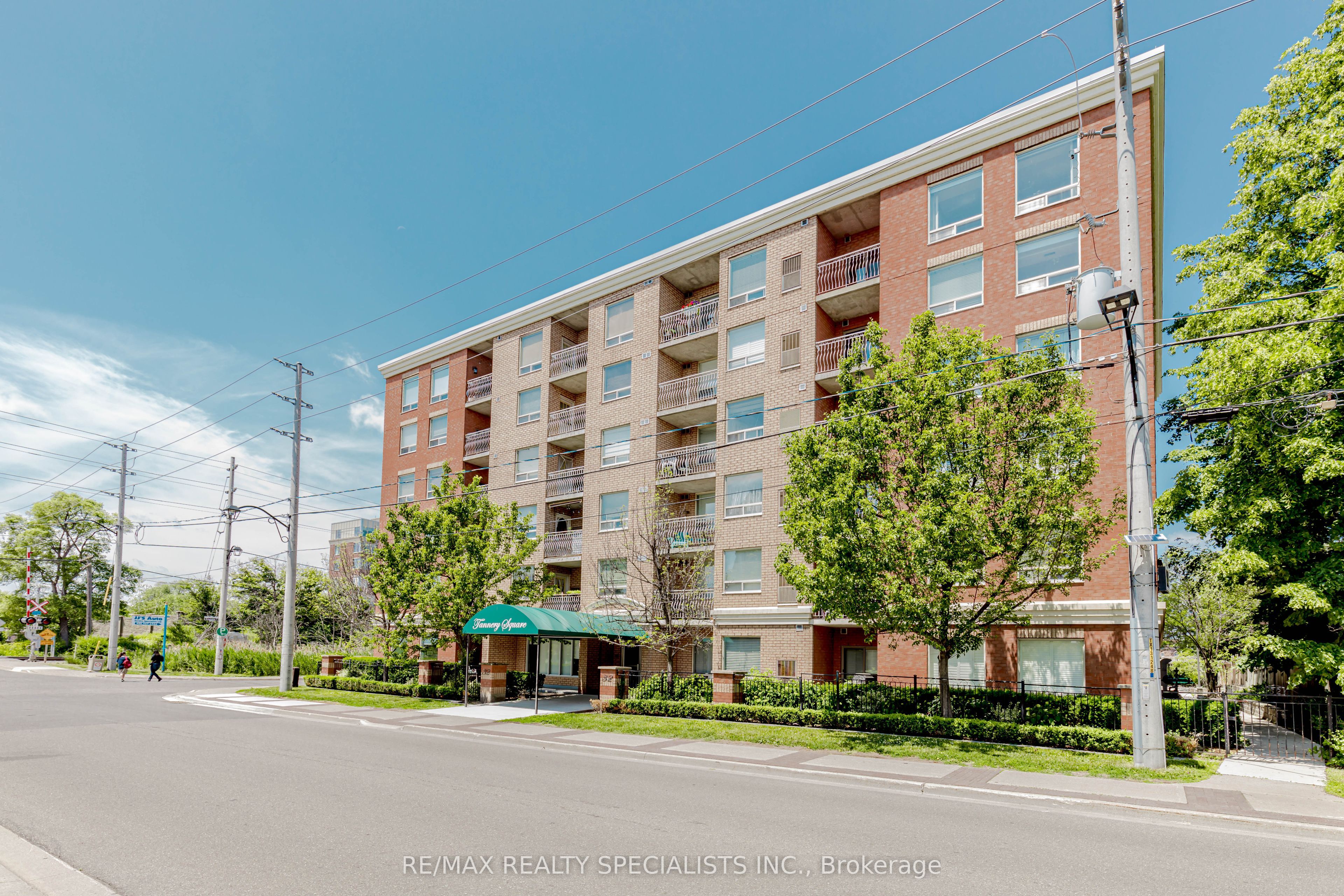 401-32 Tannery Street, Mississauga, ON, L5M 6T6