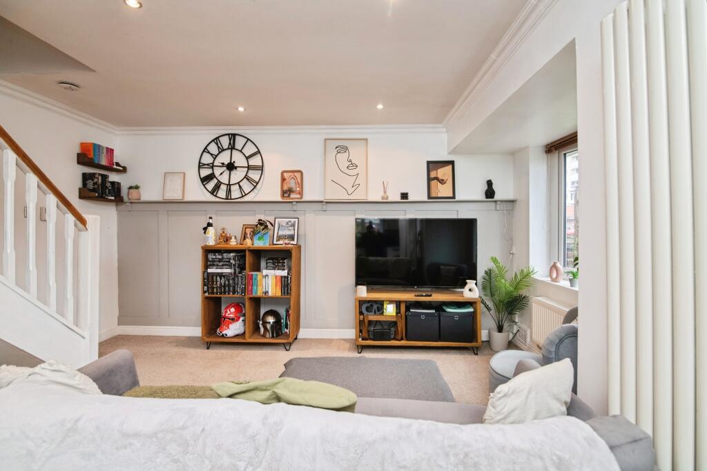 Truro Close, Rowley Regis, B65 photo 4