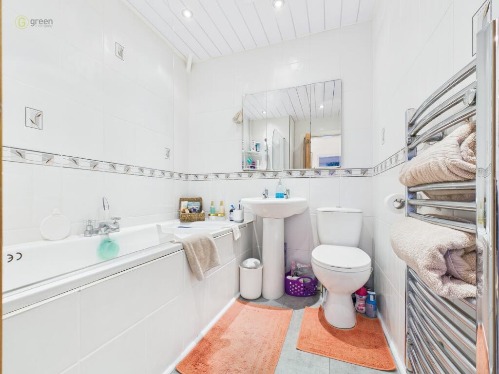 Additional image 23 of Bridle Lane, Streetly, B74