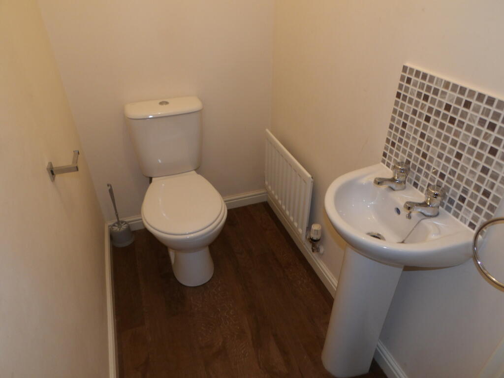 Additional image 5 of Wharf Lane, B91 2RZ