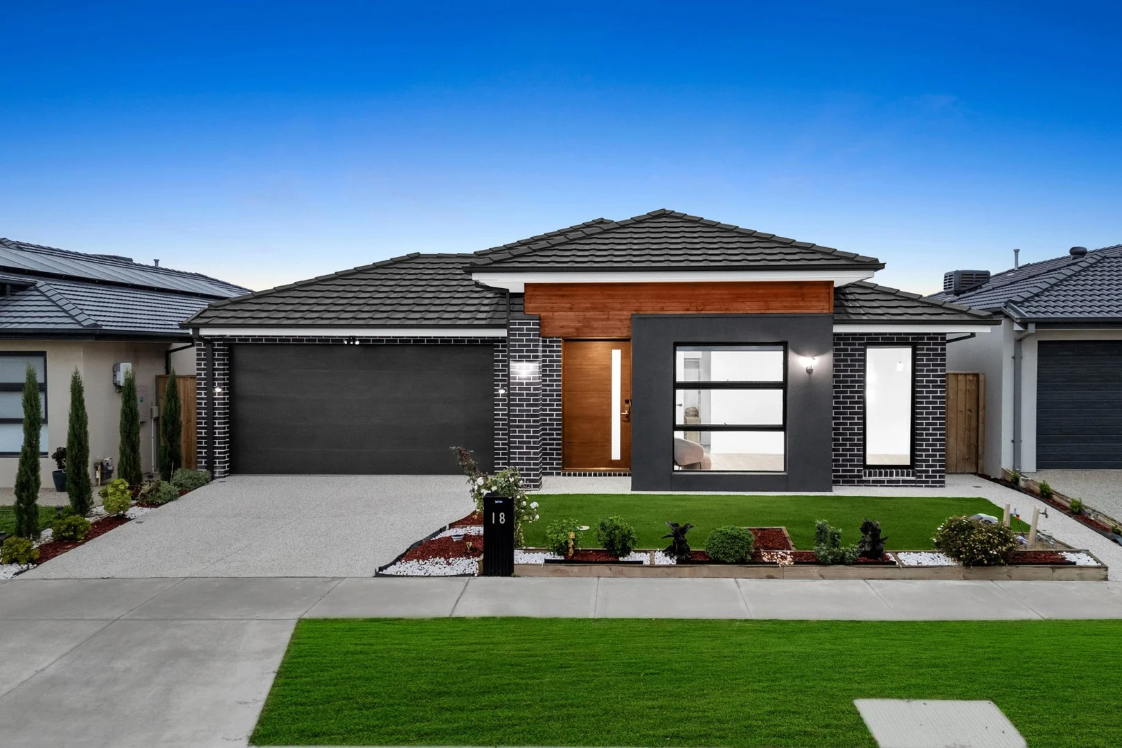 18 Kaltu Street, Clyde North VIC 3978