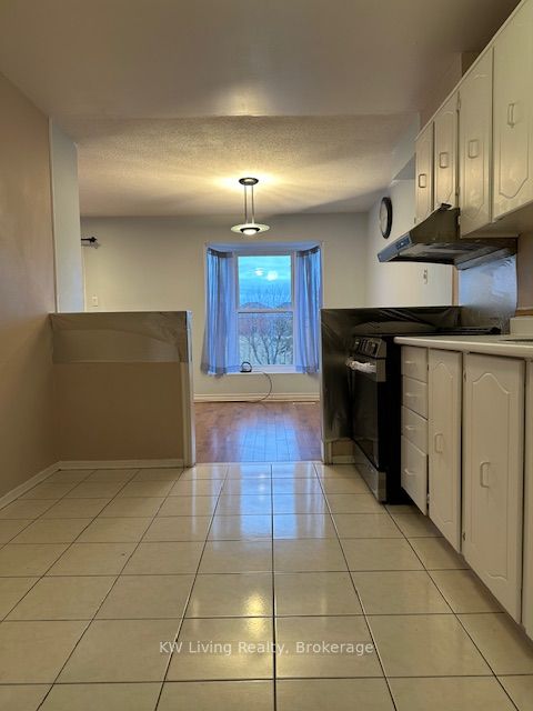 Additional image 3 of 77 Phalen Crescent, Toronto, ON, M1V 1Y5