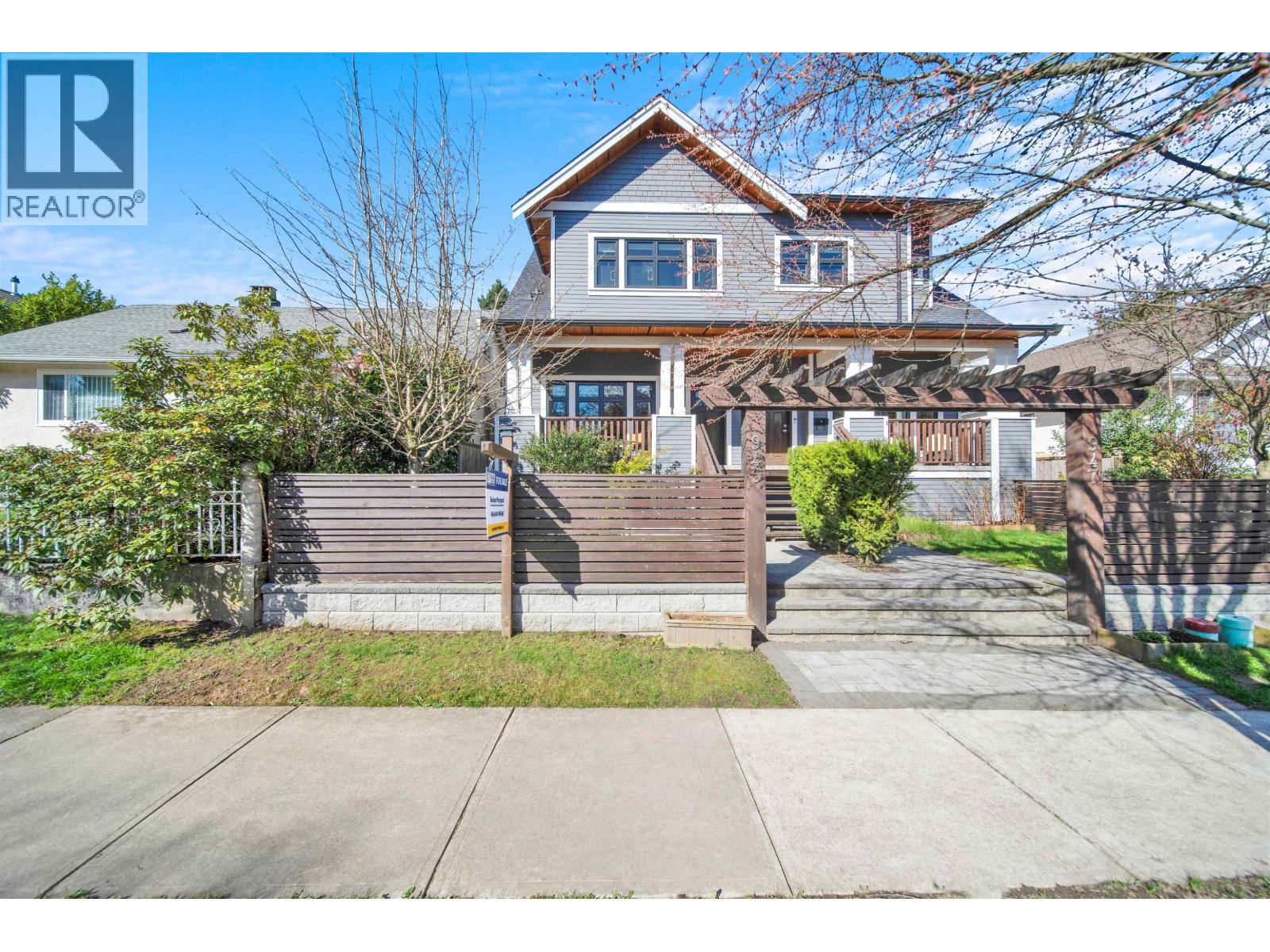 945 20th Avenue E, Vancouver, BC, V5V 1N7