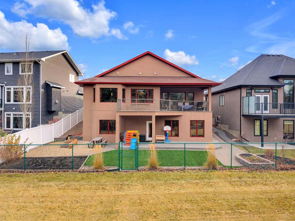 Additional image 6 of 38 Grove Close, Red Deer, AB, T4P 0P4