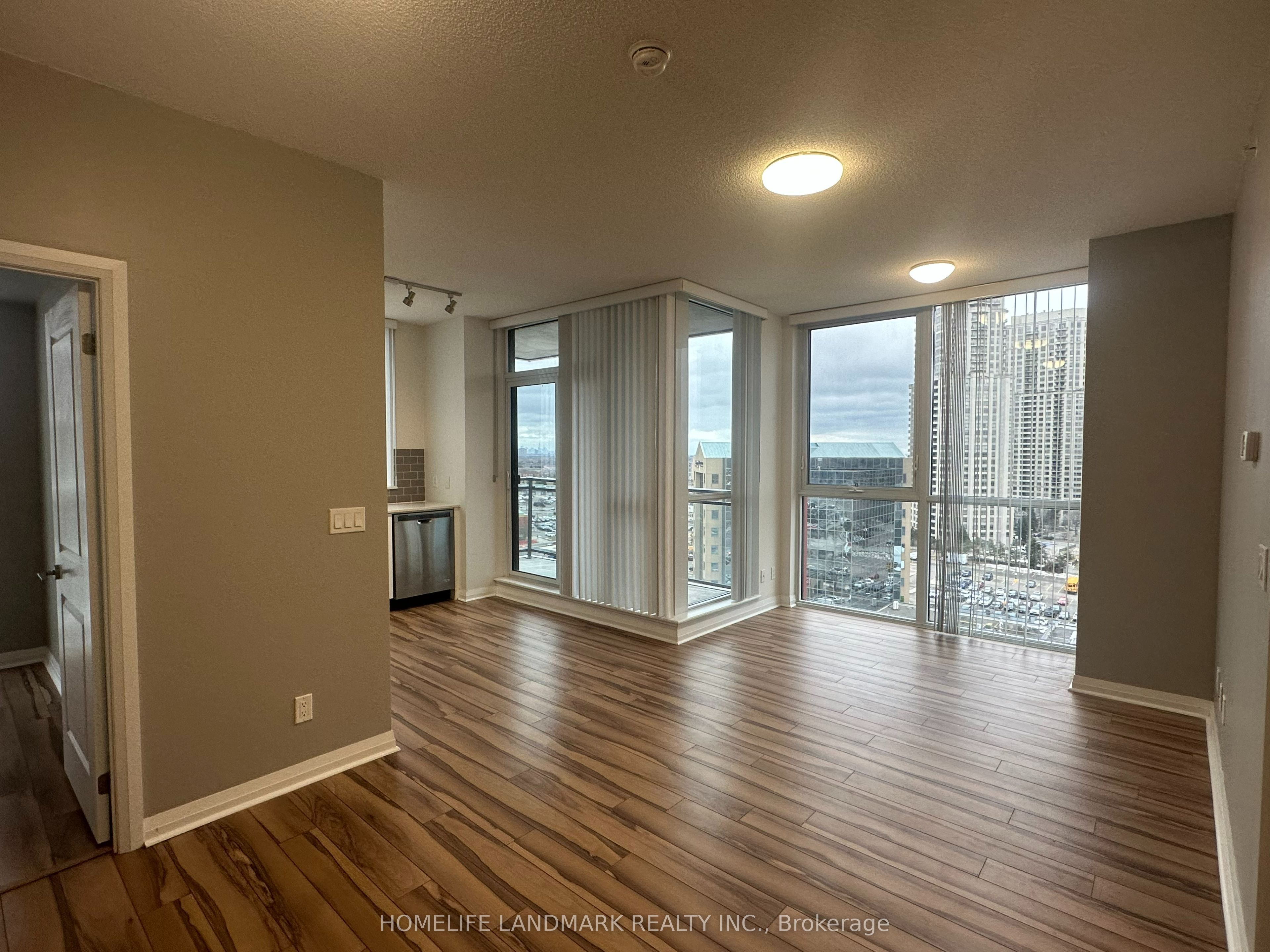 Additional image 2 of 1102-75 Eglinton Avenue W, Mississauga, ON, L5R 0E5