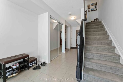 Additional image 8 of 2084 Leinster Circle, Ottawa, ON, K2S 2Z5