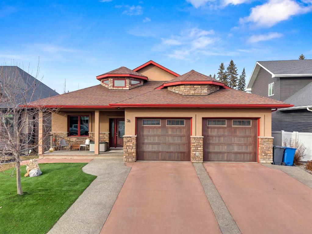 Additional image 2 of 38 Grove Close, Red Deer, AB, T4P 0P4