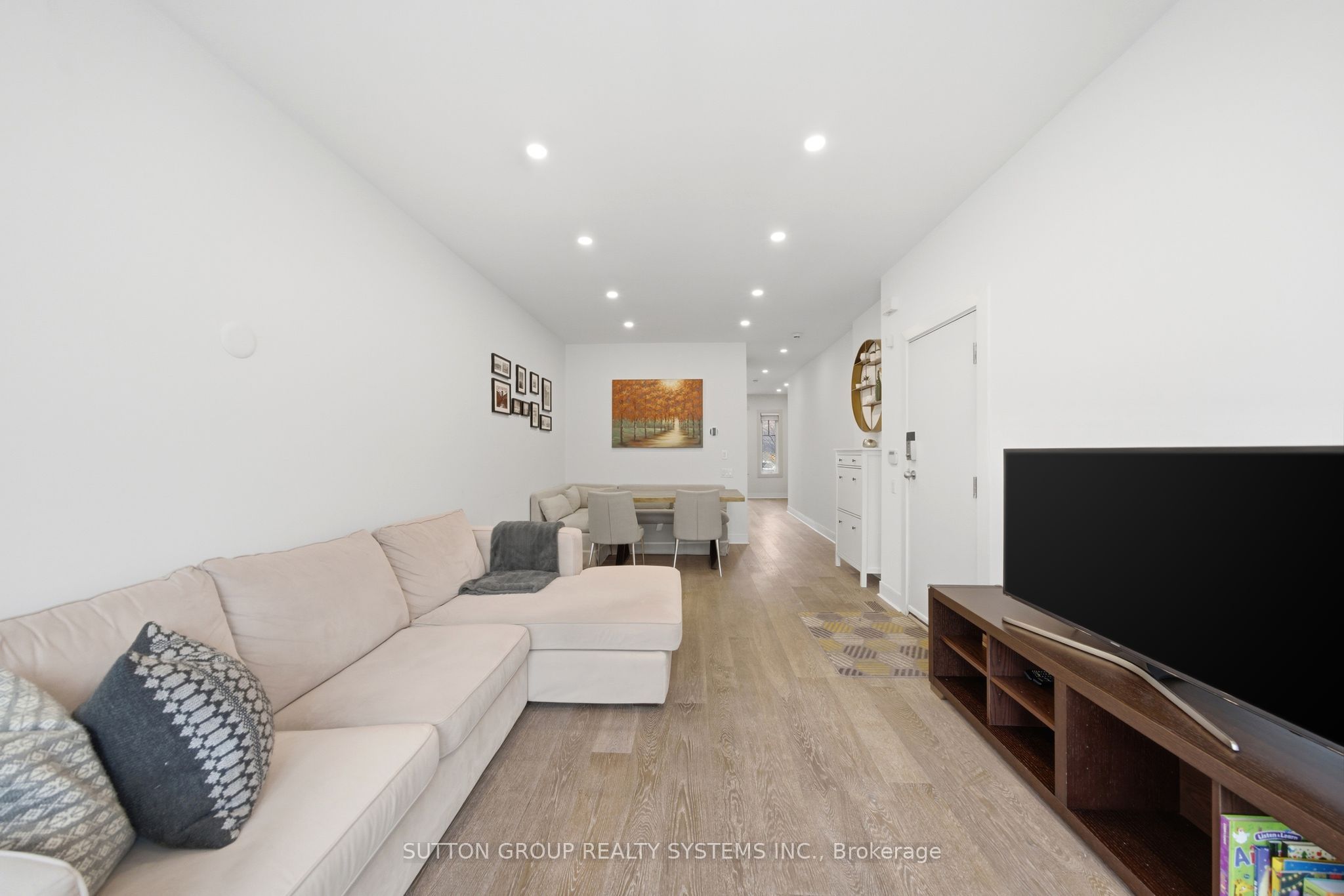Additional image 4 of 99A Walmer Road, Toronto, ON, M5R 2X6