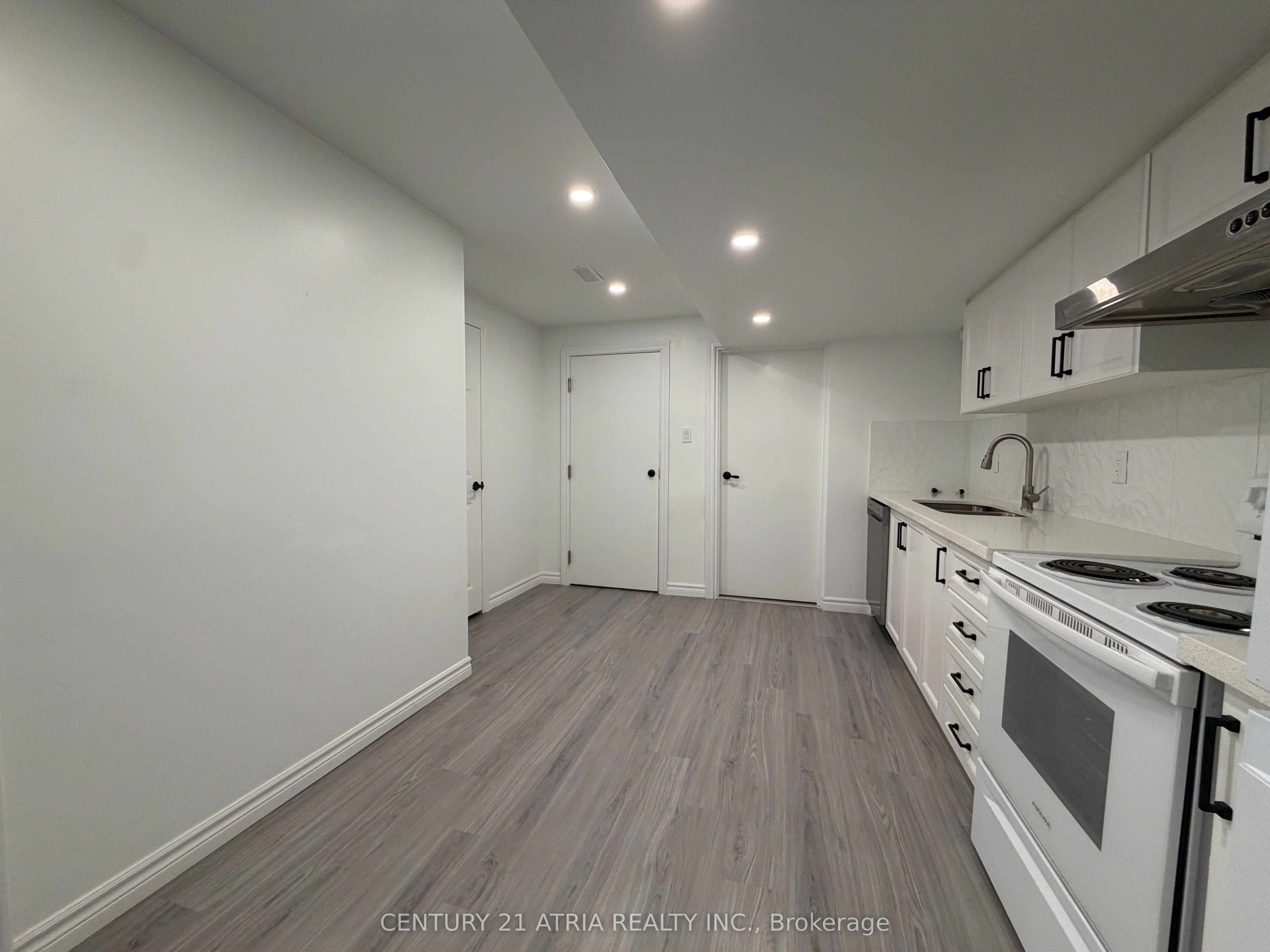 Bsmt-43 Creedon Crescent, Ajax, ON, L1T 0P7 photo 3