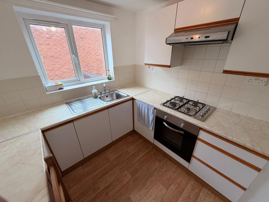 Taylors Lane, WEST BROMWICH B71 photo 2