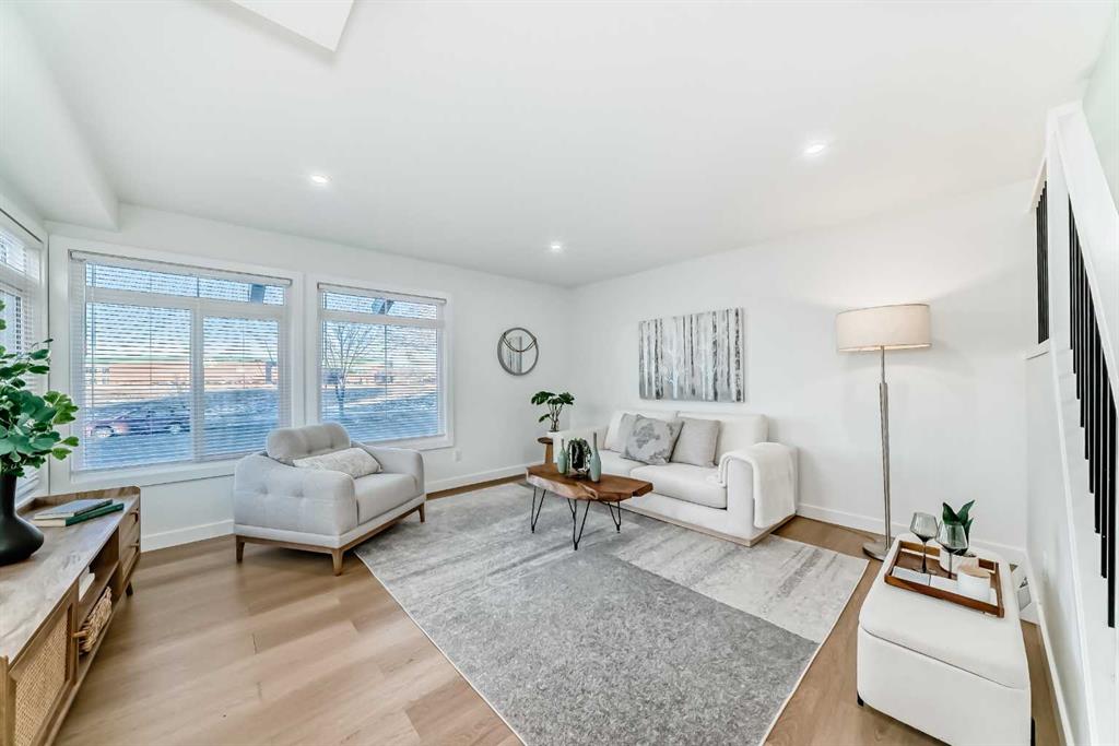 200 Falworth Way NE, Calgary, AB, T3J 1E8