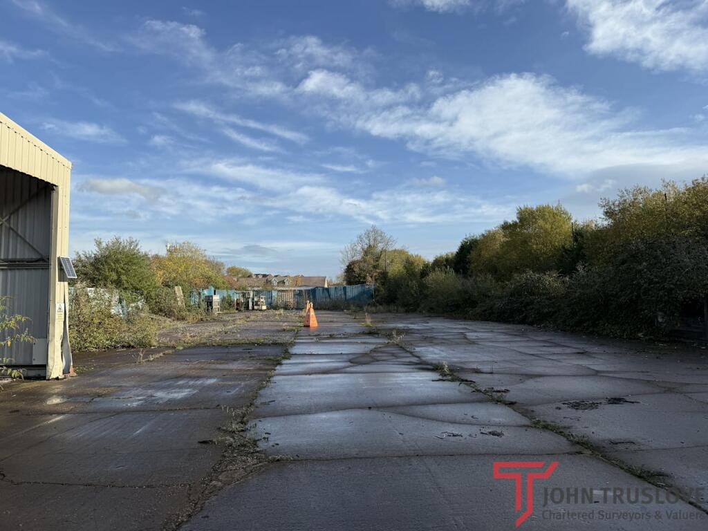 Additional image 6 of Hewell Road, Redditch, B97 6AN