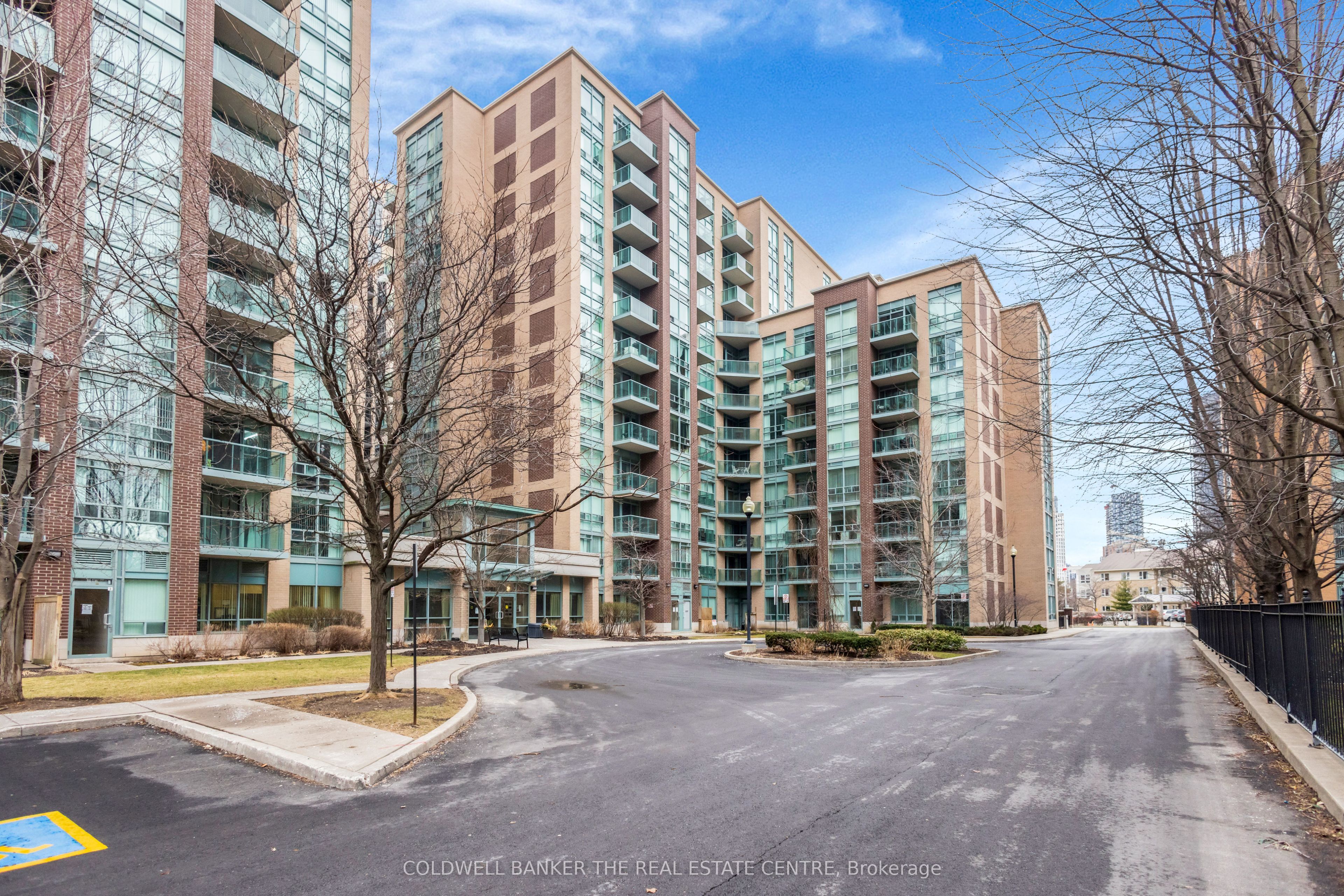 1105-9 Michael Power Place, Toronto, ON, M9A 0A5