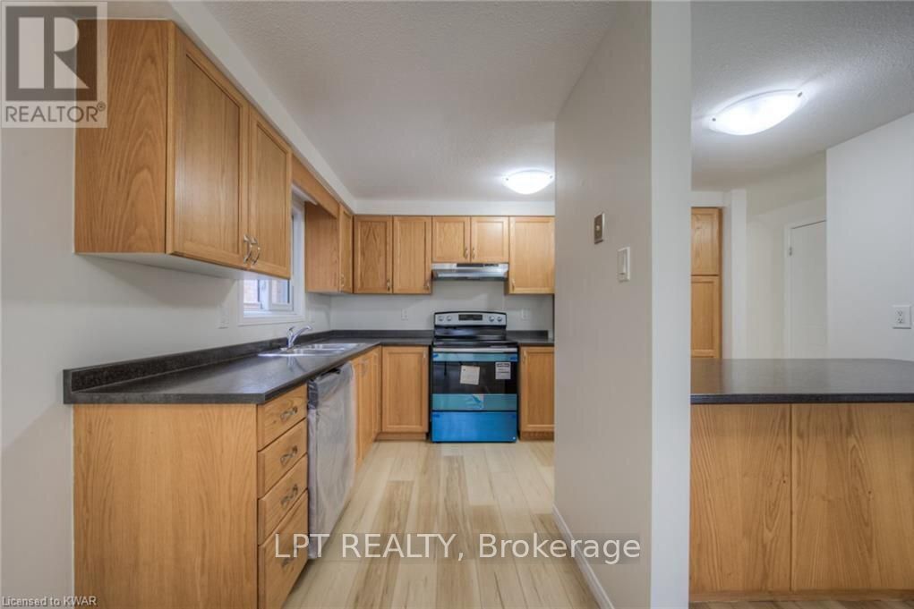 Additional image 6 of Unit: Main-118 Bush Clover Crescent, Waterloo, ON, N2E 3P8