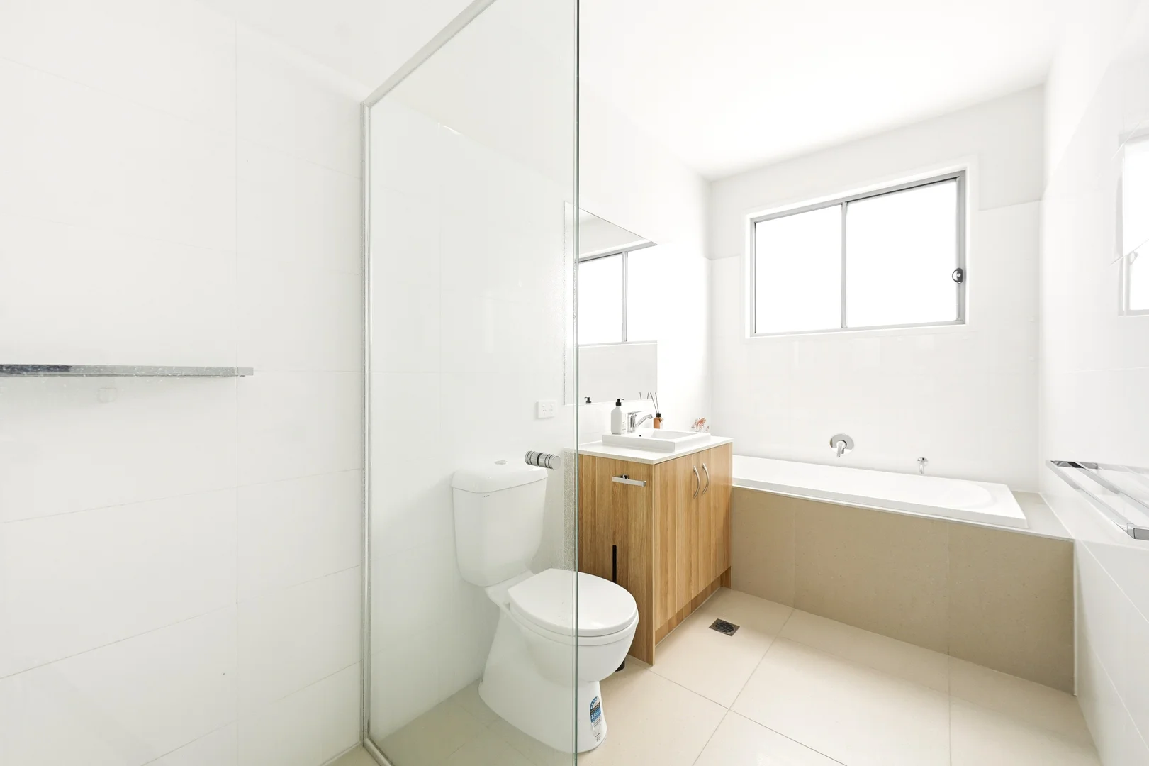 Additional image 10 of 1/43 King Street, Woody Point QLD 4019