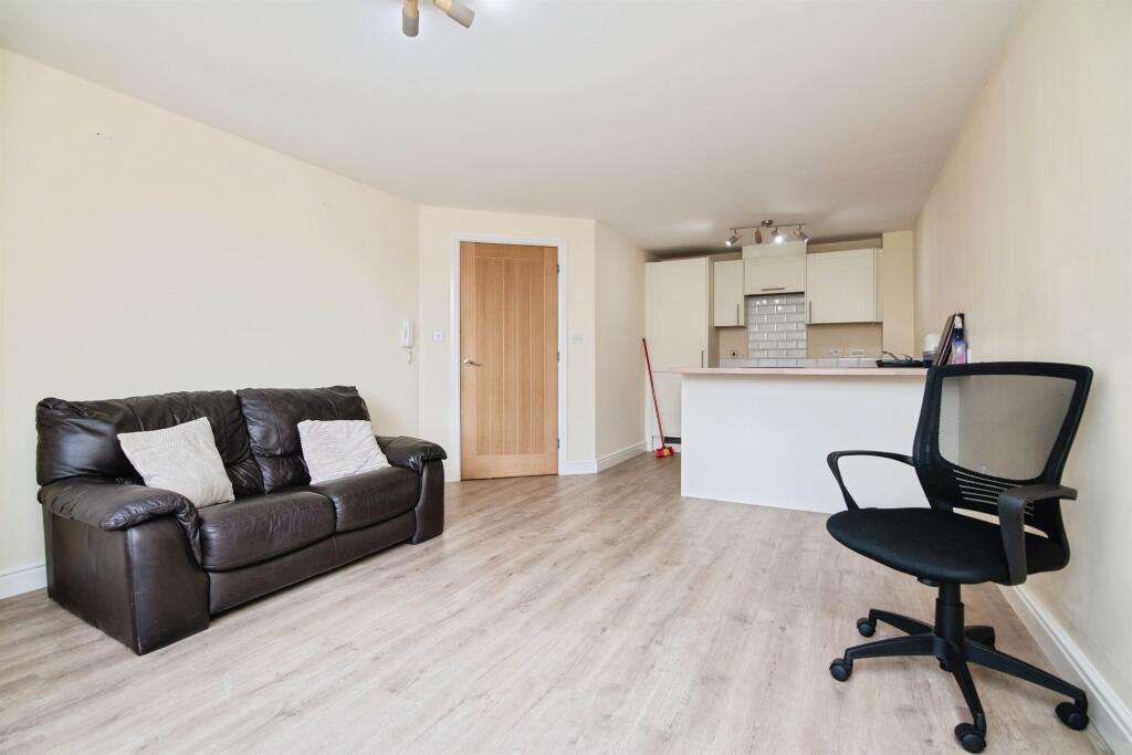Additional image 3 of Regent Street, Smethwick