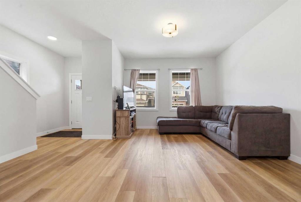 Additional image 3 of 80 Legacy Reach Crescent SE, Calgary, AB, T2X 0W6