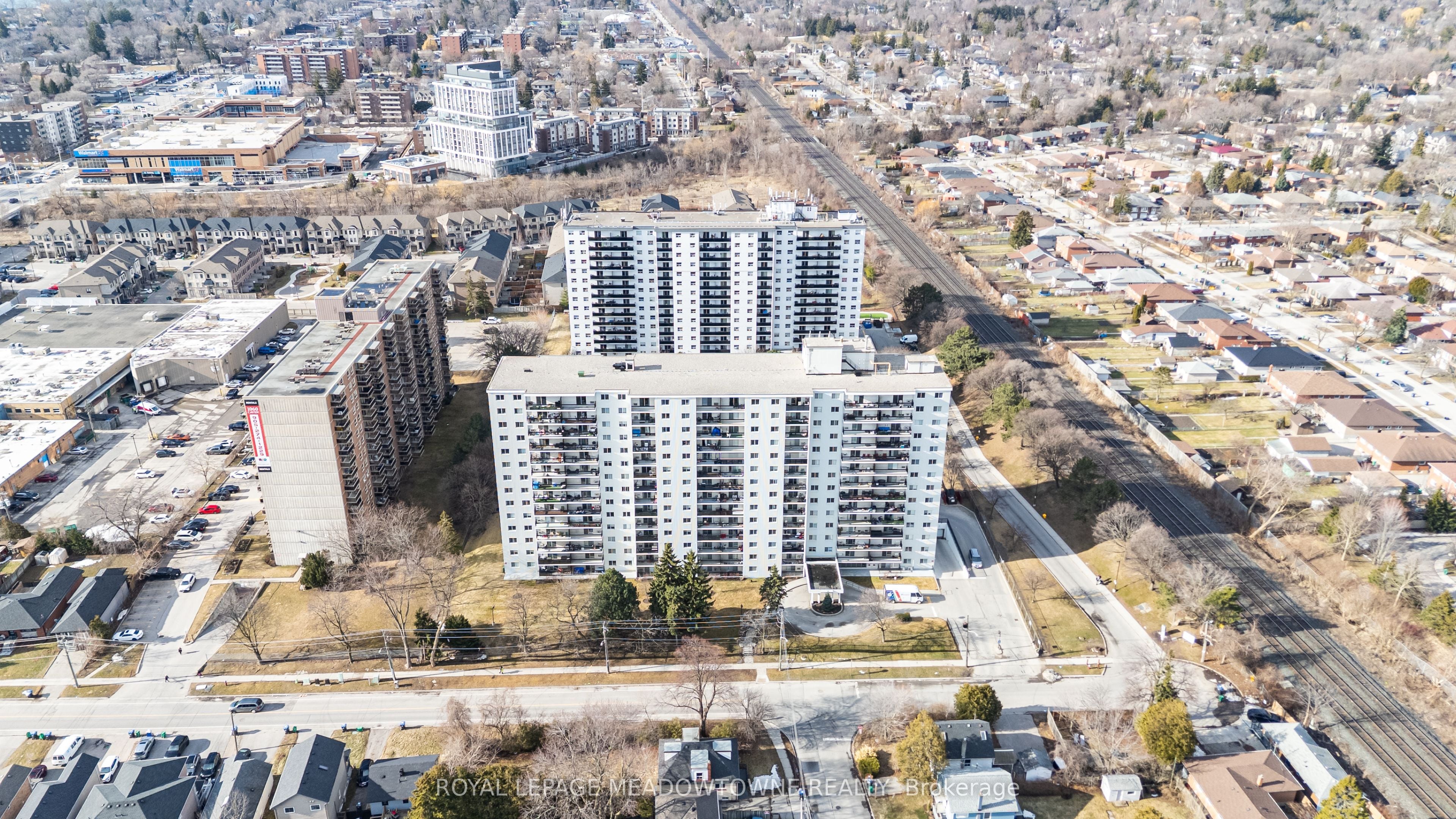 Additional image 2 of PH #8-1100 Caven Street, Mississauga, ON, L5G 4N3