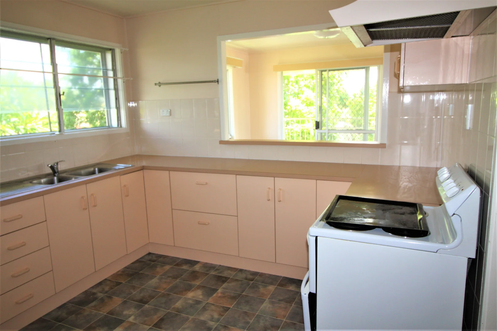 Additional image 3 of 1 Philwest Court, Queenton QLD 4820