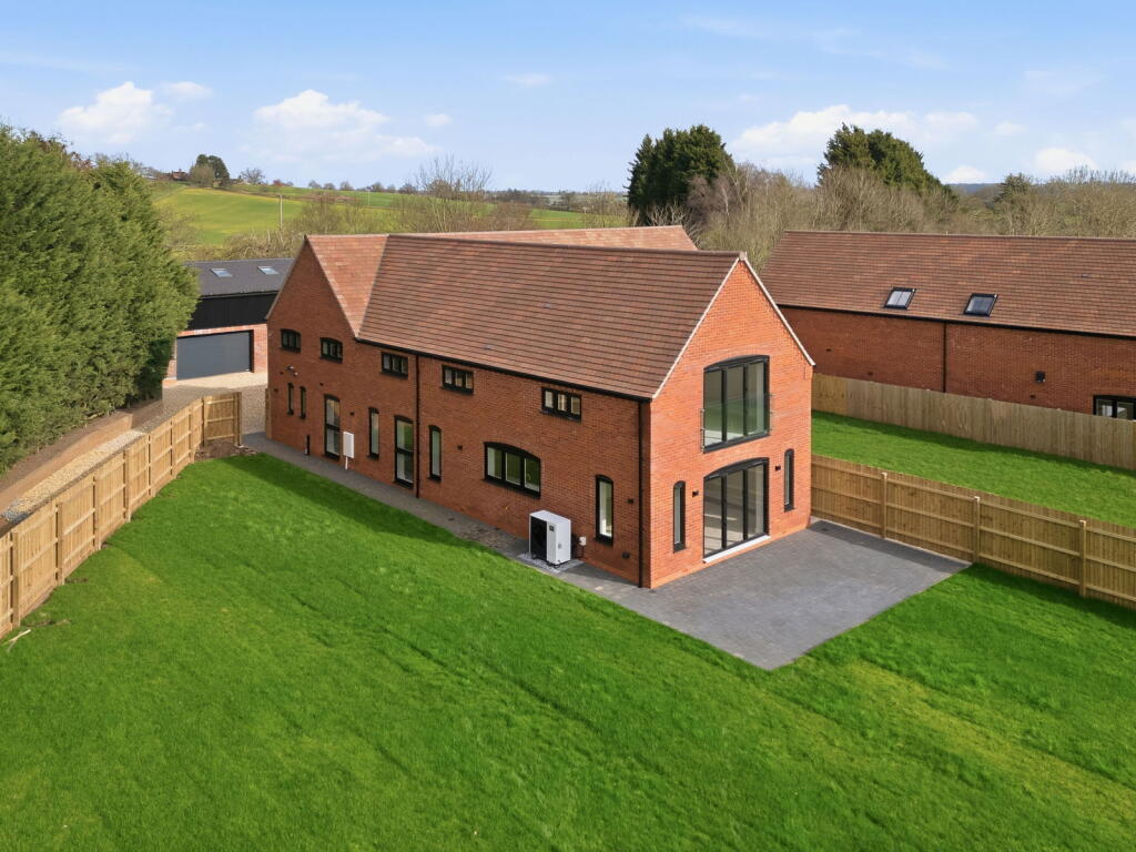 Additional image 2 of LAKE VIEW, Wawensmere Road, Wootton Wawen, Henley-In-Arden, Warwickshire, B95 6BW