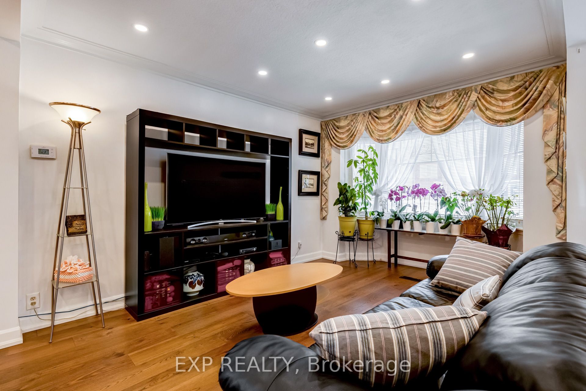 Additional image 4 of 436 Oakwood Avenue, Toronto, ON, M6E 2W5