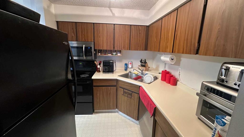 Additional image 6 of 308-8403 Fairmount Drive SE, Calgary, AB, T2X3M5