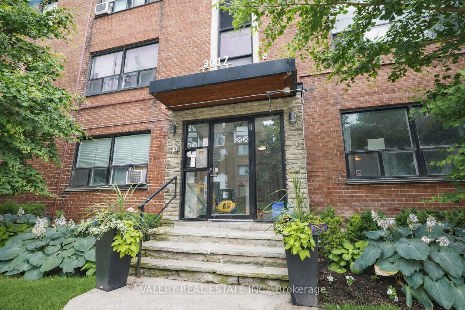Additional image 4 of F12-3015 Queen Street, Toronto, ON, M1N 1A5
