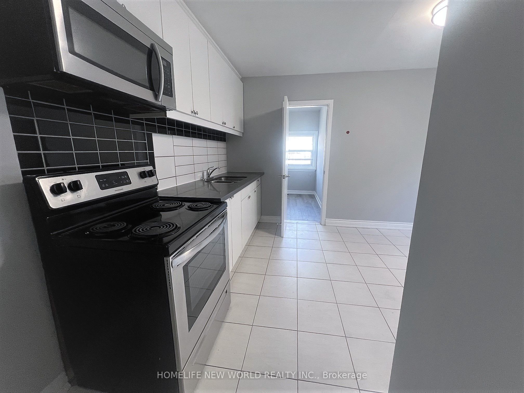 1-2 Thornton Avenue, Toronto, ON, M6E 2C9