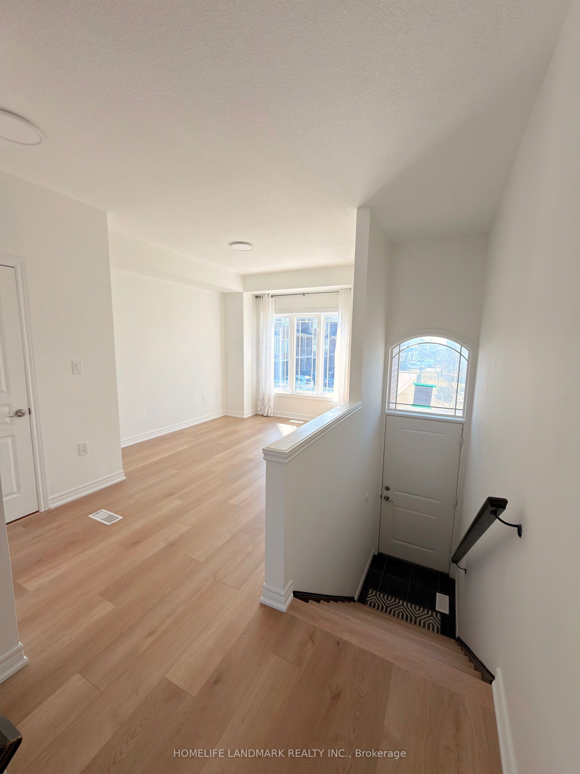 Additional image 4 of 60 Bloom Crescent, Hamilton, ON, L0R 1P0