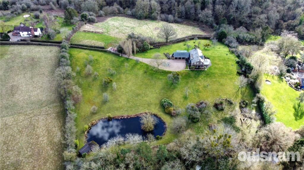 Whinfield Road, Dodford, Bromsgrove, Worcestershire, B61