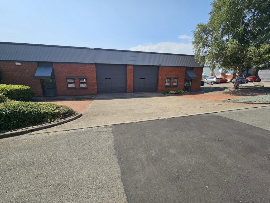 Additional image 3 of Unit 15-16,Aston Fields Industrial Estate, Aston Road, Bromsgrove, B60 3EX