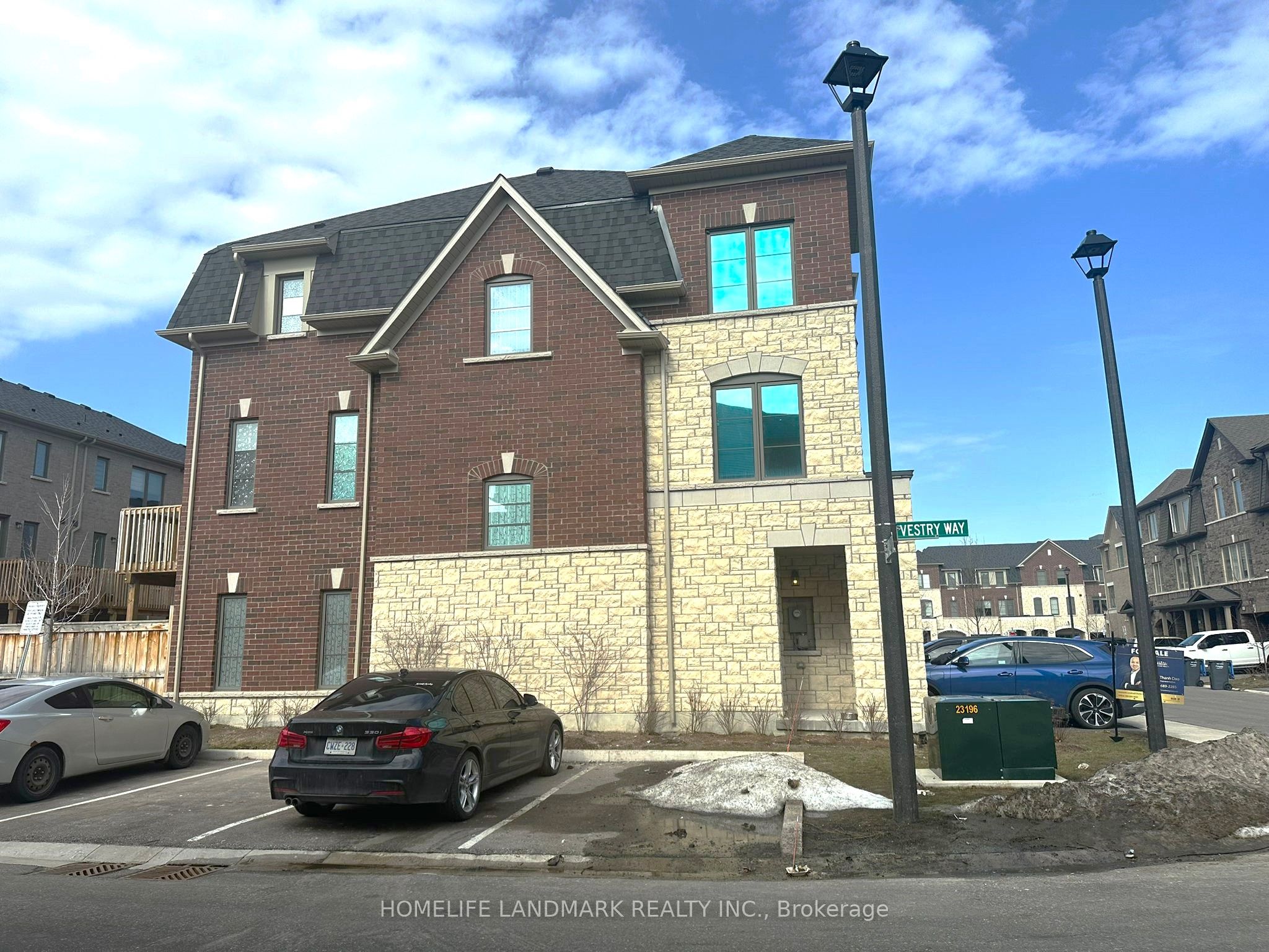 Additional image 2 of 18 Lavinia Road, Brampton, ON, L6P 4N8