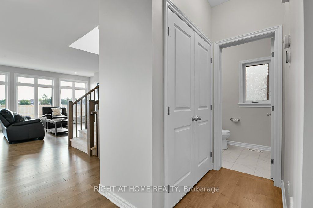 Additional image 4 of 844 Snowdrop Crescent, Ottawa, ON, K1T 0X7