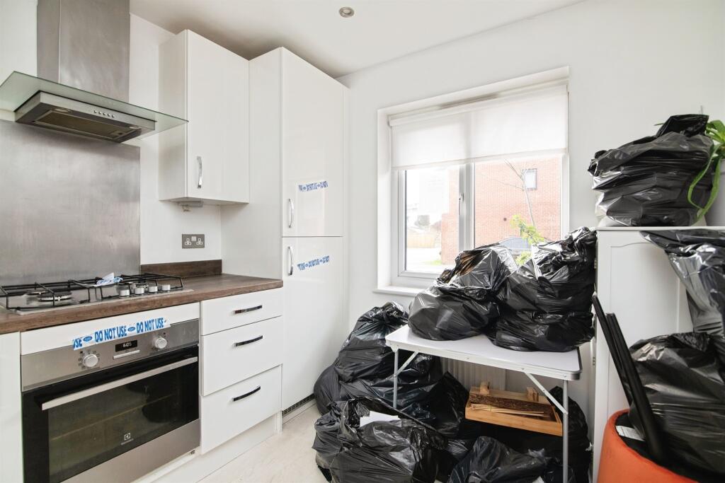 Additional image 21 of Argyll Way, Smethwick