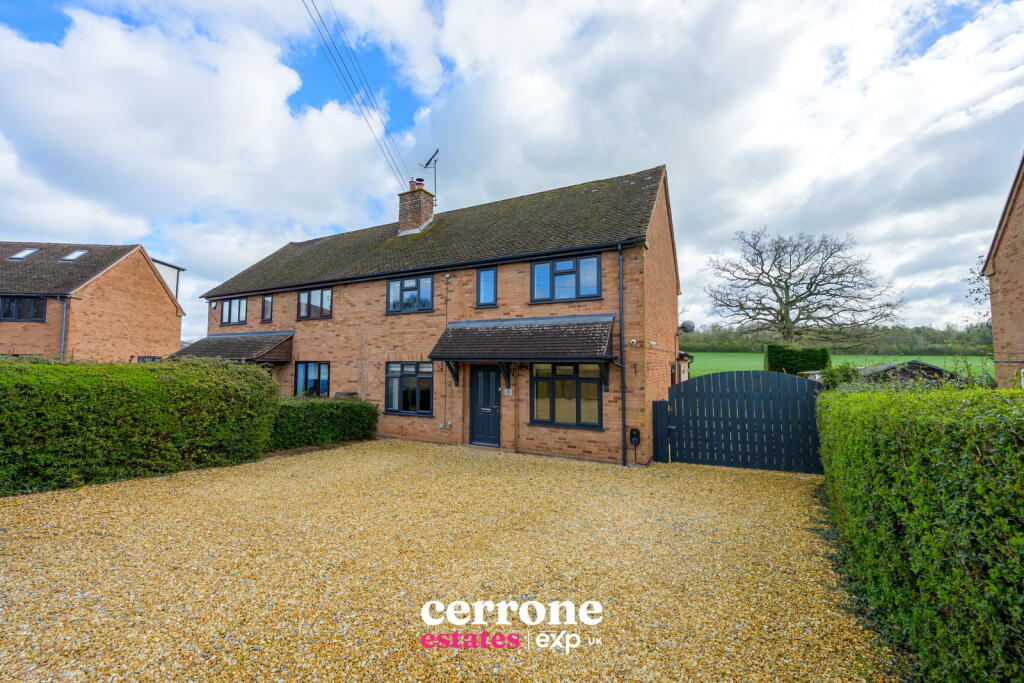 Courts Close, Hanbury, Bromsgrove, B60 4BZ