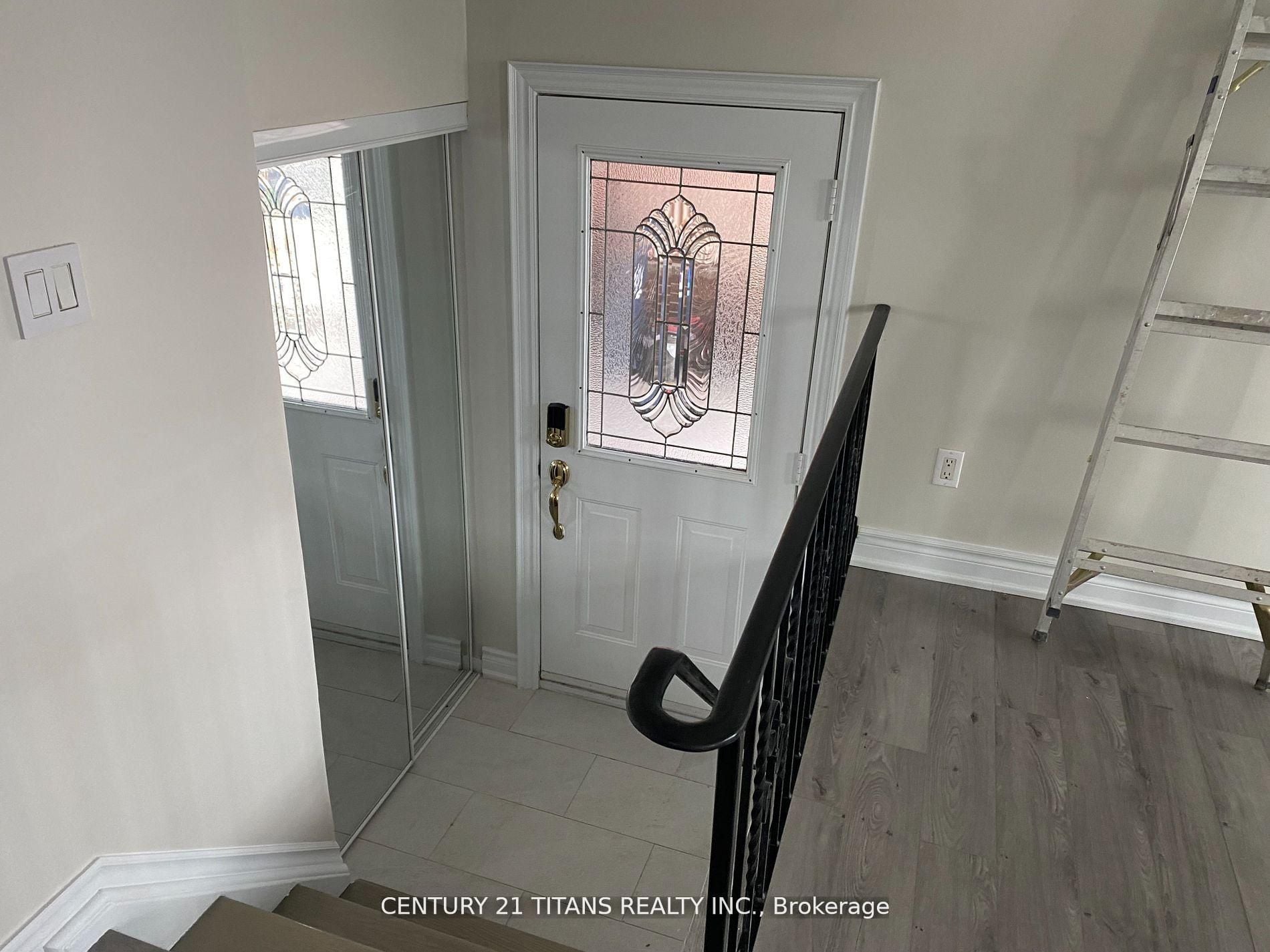 26 Stephenfrank Road, Toronto, ON, M1P 3W3 photo 3