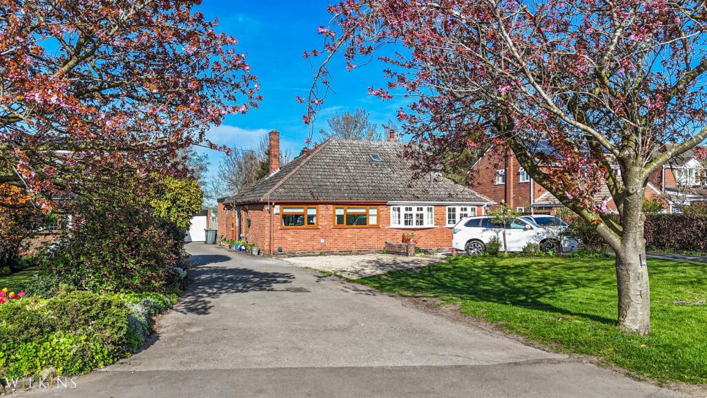 Austrey Road, Warton, Tamworth, Warwickshire, B79