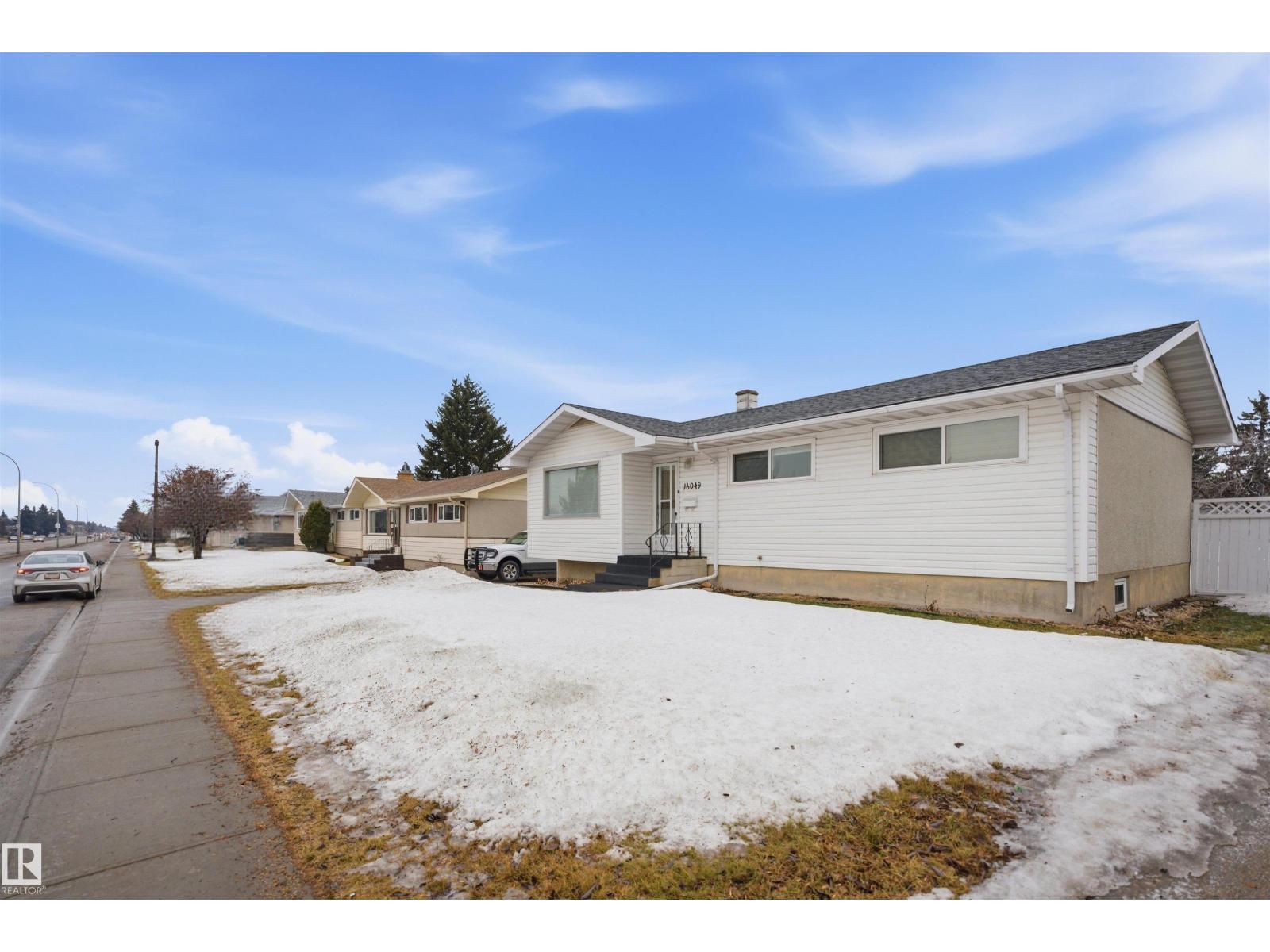 Additional image 4 of 16049 95 Avenue NW, Edmonton, AB, T5P0A8