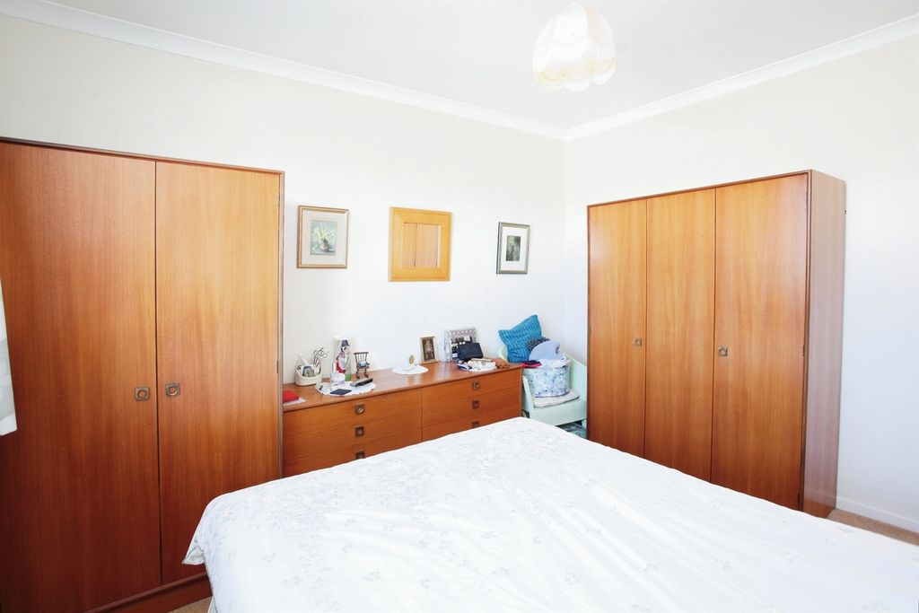 Additional image 10 of 4 bed semi-detached house for saleMardy Crescent, Caerphilly CF83