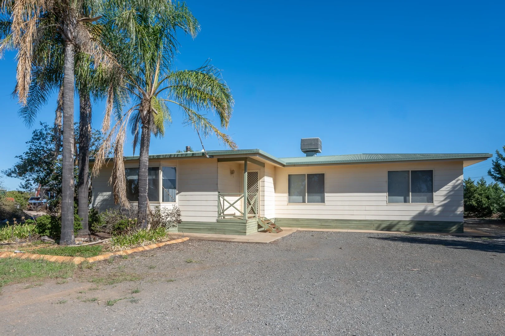 Farm 19 Whiting Rd, Hanwood NSW 2680
