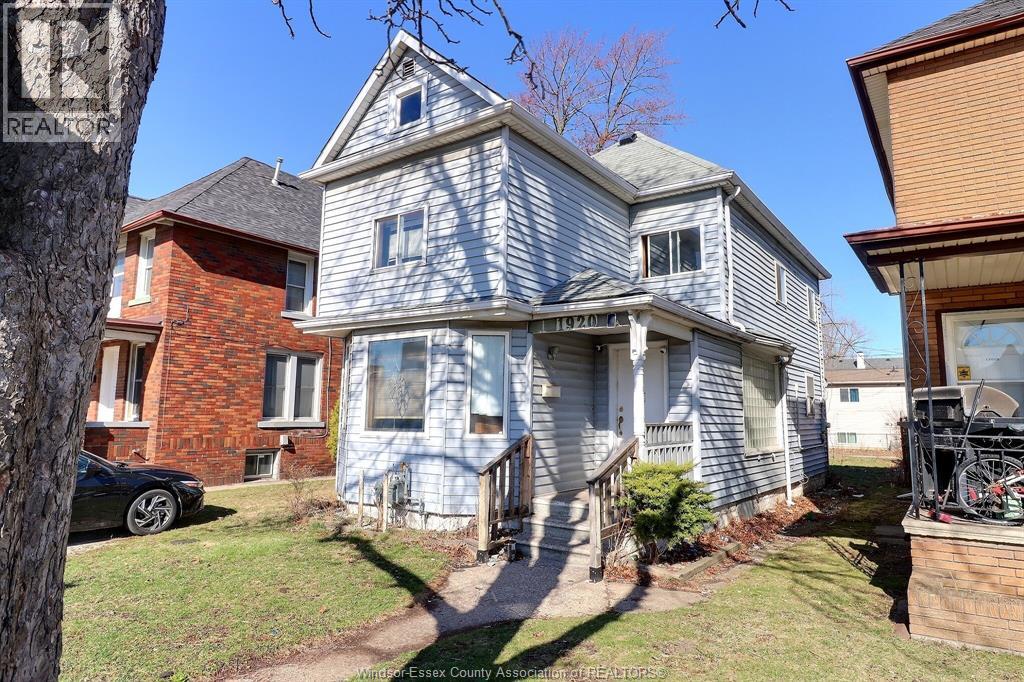1920 University Avenue West, Windsor, ON, N9B1C8