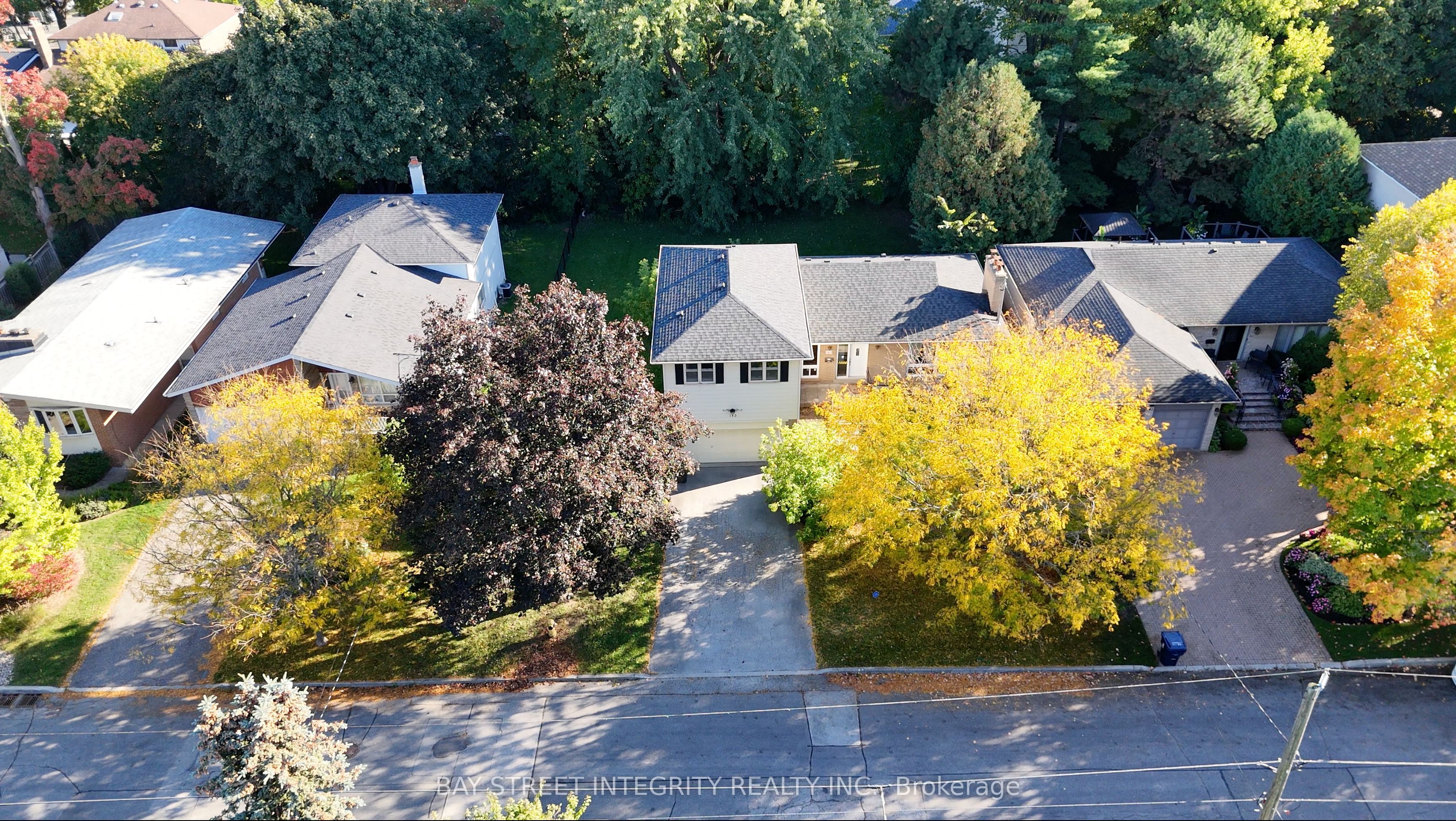 Additional image 2 of 143 Munro Boulevard, Toronto, ON, M2P 1C9